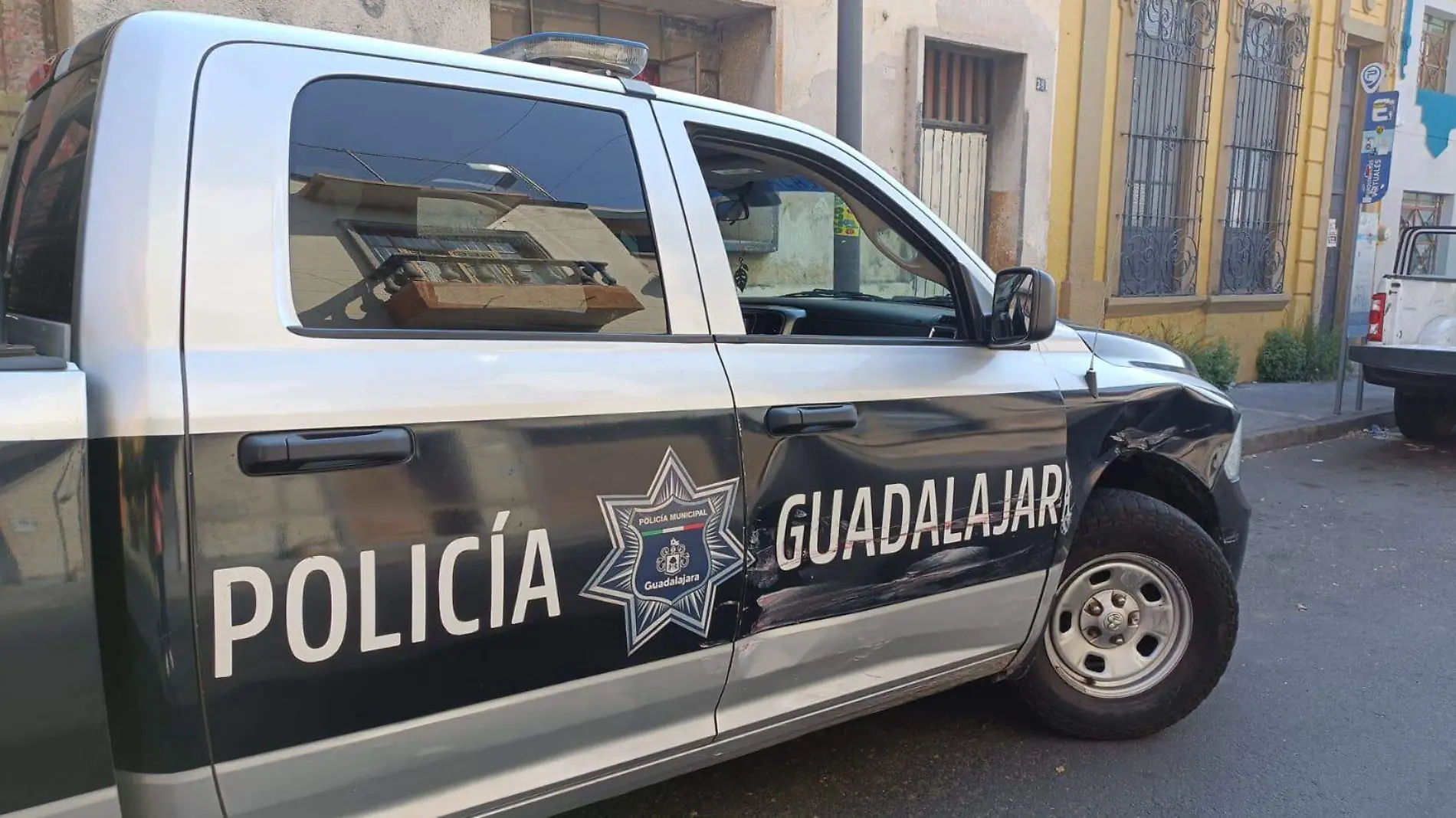 Policía chocada EI